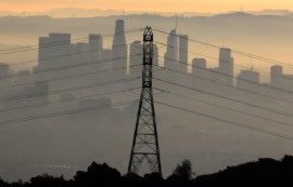 美, 데이터센터·노후 전력망 겹쳐 전기요금↑