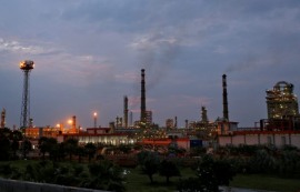 인도, 러시아산 석유 대신 중동·미국산 전환