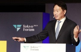 최태원, 도쿄서 韓·日 경제협력 물꼬 튼다