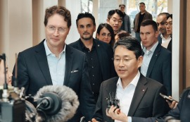 칼레니우스 벤츠 회장, LG와 전장 분야 협력 추진