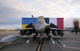 독일 총리 "EU, 방위연합으로 전환해야"