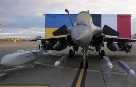 독일 총리 "EU, 방위연합으로 전환해야"