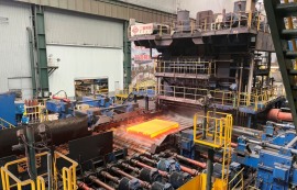 "中 철강 과잉, 국가 경제와 얽혀 해법 없어"