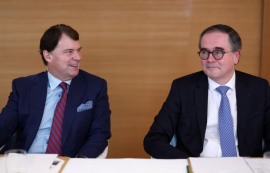 포드, 르노와 손잡고 유럽서 中과 맞대결