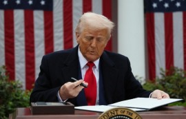 "美 베네수엘라 유조선 봉쇄, 국가부도 유도"