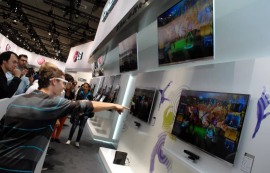 에이수스, 삼성 제치고 OLED 시장 1위 도약