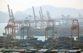 韓 수출, 첫 7000억 달러 돌파...세계 6번째