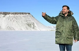 그린란드, 美·中 북극항로 패권 전장 되나