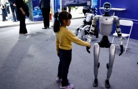 中, 피지컬 AI 특허 전쟁서 세계 1위...韓 3위