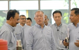 정의선, 60조원 캐나다 잠수함 특사단 합류