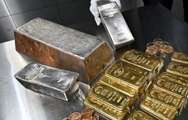 은값, 워시 등판에 31% 폭락...현물 금 9%↓