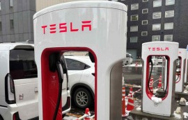 테슬라, 속도로 日 전기차 충전시장 장악하나