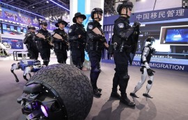 中, 주요 도시에 24시간 '로봇 경찰' 배치