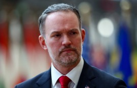 트럼프, 글로벌 관세 15% 지침 서명 예정