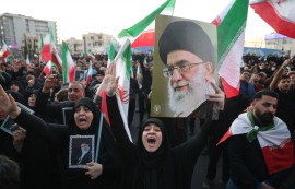 이란, 3인 체제 임시 지도자위원회 구성키로