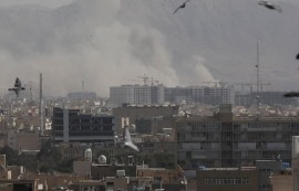 호르무즈 봉쇄, 유가 100달러 시대 열리나