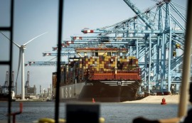 이란발 해상 봉쇄, 글로벌 물류 운임 2배 폭등