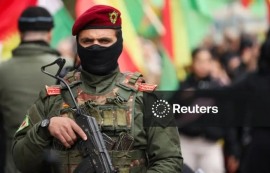 트럼프, 이란 압박용 ‘쿠르드 무장 지원’ 검토