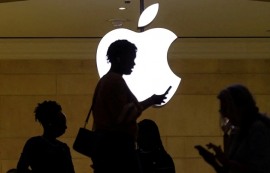 애플, '아이폰 폴드' 초기 물량 20% 전격 증산