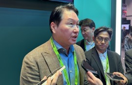 최태원 회장, SK하이닉스 美 ADR 상장 검토