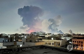 美·이스라엘, 이란 원전·석유화학 시설 공습