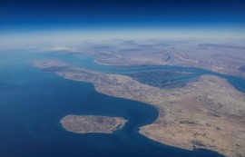 美, 호르무즈 운항 보증 400억 달러로 확대