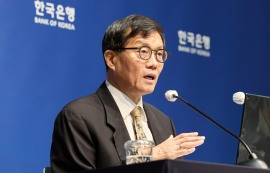 "통화·재정 정책만으로 안정·성장 어려워"
