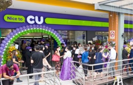 해외 진출, CU 790호점 vs GS25 701호점