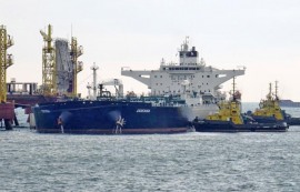 호르무즈 통과 유조선, 내달 8일 국내 입항