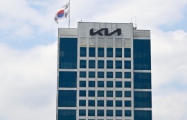 기아, 분기 최대 매출 불구 관세에 이익 둔화