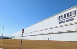 현대차 “컨베이어 벨트 대신 로봇이 차 운반"