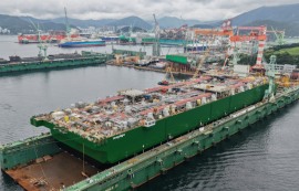 삼성중공업, 세계 최초 FLNG 3기 동시 건조