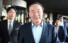 삼성·젠슨 황, HBM4E·파운드리 협력 논의