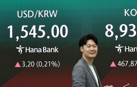9000피 찍고 8900선 안착...삼전 '왕좌' 사수