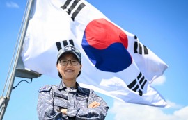 여성 함장의 탄생...한국 해군 창설 이후 최초