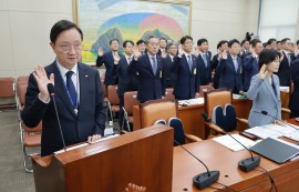 이찬진 금감원장 “출시 일정 맞추려 단일종목 레버리지 ETF 심사 서둘렀다”