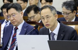"현재 KAI 지분 매각 계획 없어"... 1대주주 수은 황기연 행장, 국감서 밝혀