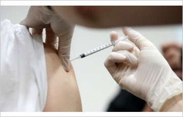 코로나19 백신 접종완료 전 인구 78.1%…1차접종 81.7%