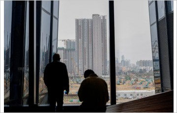 홍콩 부동산, 인지세 폐지 후 중국 본토인 거래 급증으로 '활기'