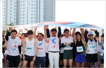 ‘통일 기원’ 제18회 정남진장흥 전국 마라톤 대회 성료