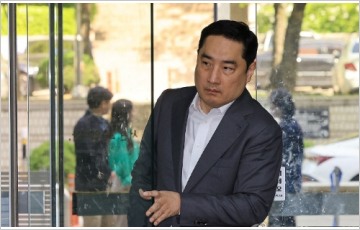 ‘조민 포르쉐’ 강용석·김세의 항소심도 무죄…“명예훼손 성립 우려워”