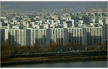 서울 동북권 노후 아파트 가격 하락세…"재건축 분담금 부담"