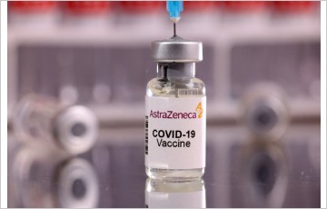 아스트라제네카, 코로나19 백신 부작용 최초 인정