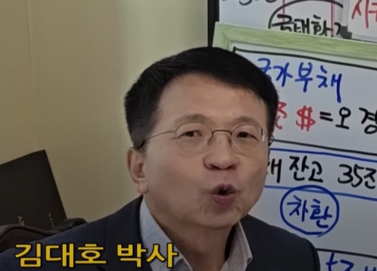 혼네(本音)와 다테마에(建前)... 다카이치 "여자 아베의 독설"