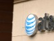 美 AT&T, 고객 이탈 심화…“할인 축소·요금 인상에 불만 확산”